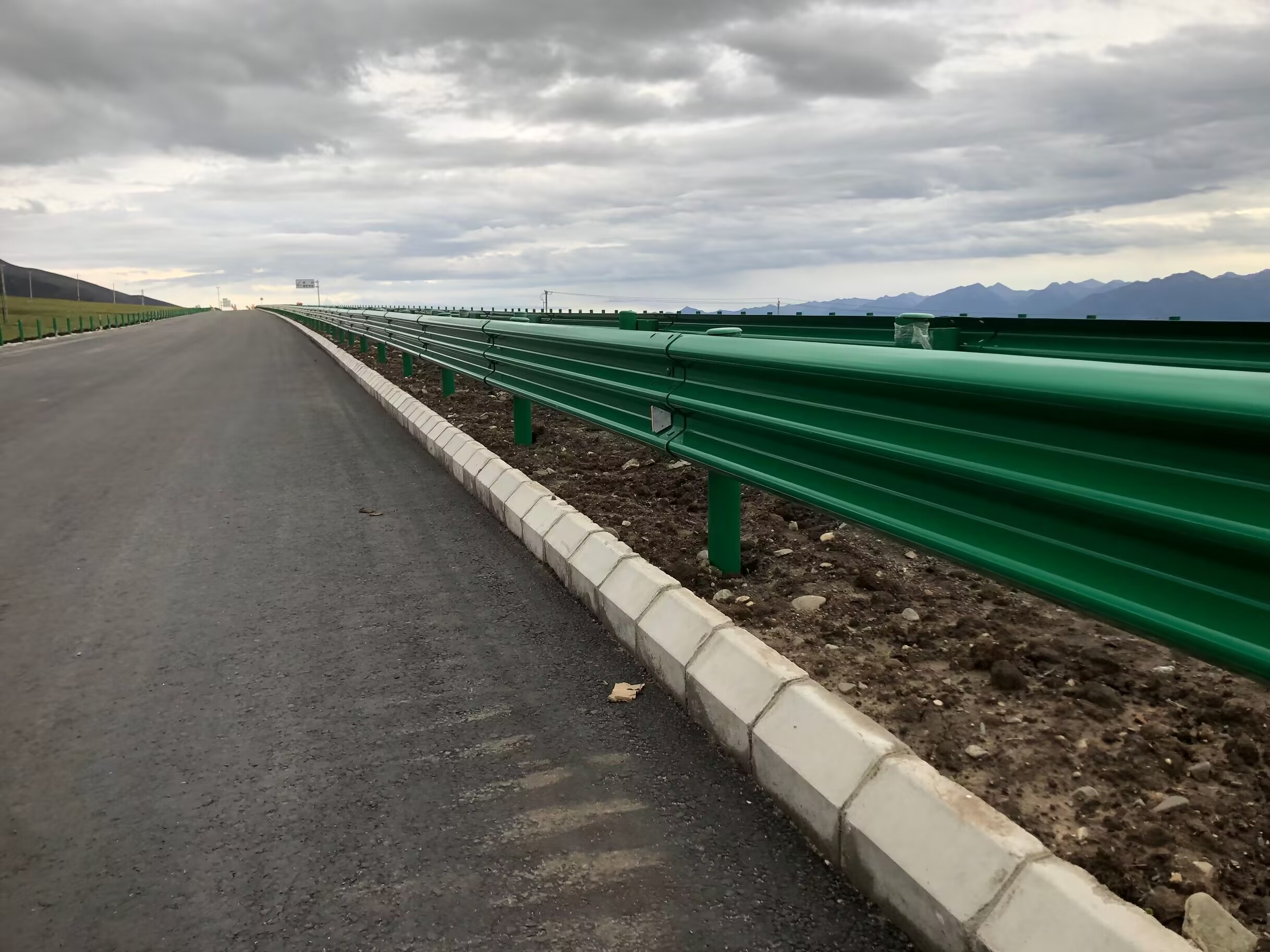 海宁市乡村公路波形护栏高速公路波形护栏 - 推荐